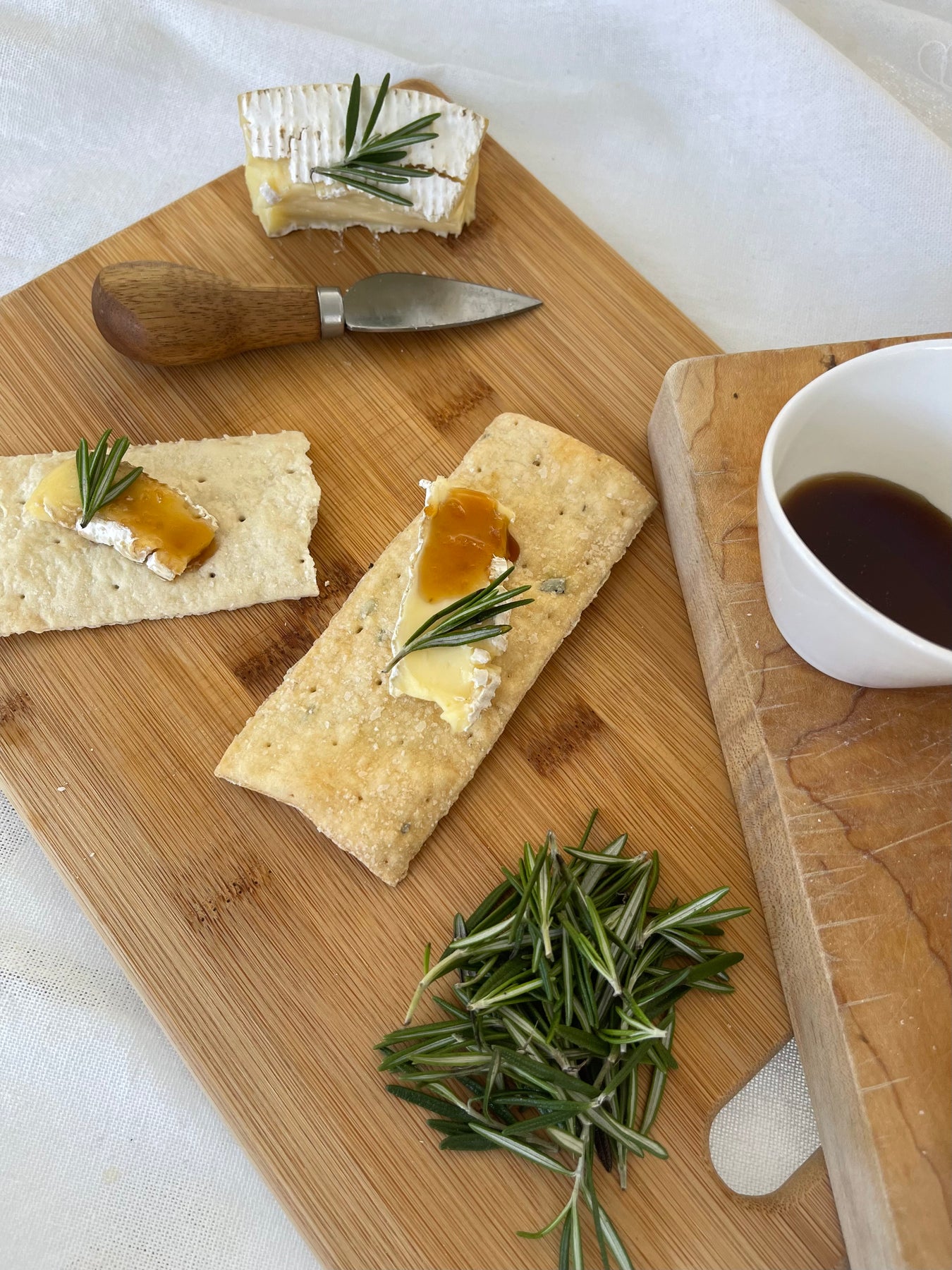 Farm Boy™ Rosemary Crispy Flatbreads (136 g) | Farm Boy